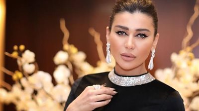 تعرض والدي نادين الراسي للضرب على يد شقيقتها.. القصة الكاملة