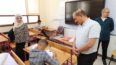 الشرقاوى يتابع بدء اختبار القدرات للمدرسة الفنية الثانوية لمياه الشرب والصرف الصحي 