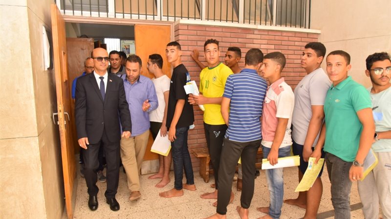 جولة رئيس جامعة أسيوط
