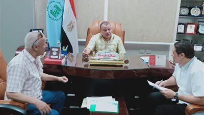 وكيل رياضة أسيوط يلتقى رئيس مجلس إدارة مركز شباب القوصية 