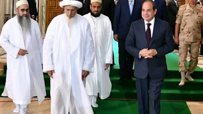 صور.. السيسي يفتتح مسجد وضريح السيدة نفيسة بعد التجديد