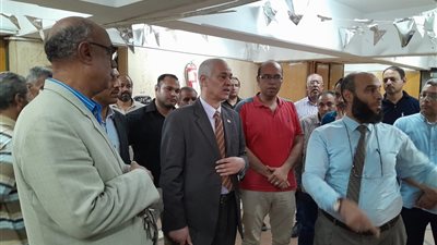 نائب رئيس جامعة أسيوط يتابع انتظام أعمال التنسيق الإلكتروني