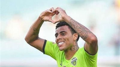 الأهلي يقدم عرضاَ مادياَ جديدا لضم 