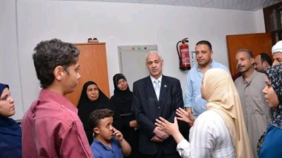 جامعة أسيوط تستقبل طلابها الجدد المسجلين بمركز رعاية الطلاب ذوي الإعاقة