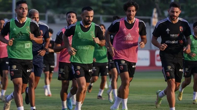 لاعبي فريق الأهلي