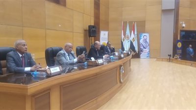 أحمد عكاوي يشارك في ملتقى الأنشطة الطلابية بجامعة سوهاج