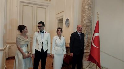 بالصور .....سفارة تركيا بمصر تحتفل بيوم النصر 