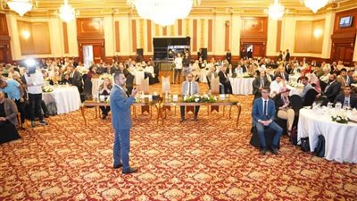 محافظة أسيوط تشارك في برنامج تدريب معايير تقييم المشروعات الخضراء الذكية