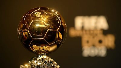 موعد الأعلان عن المرشحين لجائزة الكرة الذهبية.. وموقف محمد صلاح 