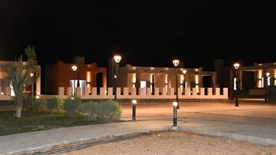 جولة ليلية لمحافظ جنوب سيناء لتفقد القرية التراثية بشرم الشيخ