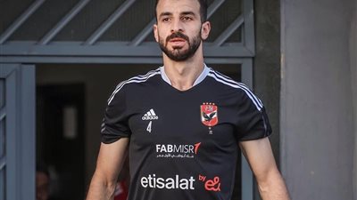 بعد أقترابه من الغياب عن نهائي كأس السوبر الأفريقي..تاريخ أصابات محمود متولي 