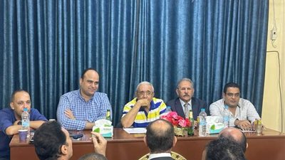 عمر يترأس إجتماع تنظيمى بهيئة مكتب حزب مستقبل وطن بمركز ديروط بأسيوط 