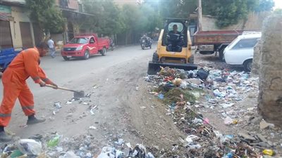 رفع 730 طن مخلفات وقمامة خلال حملات نظافة بمراكز أسيوط 