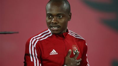 الأهلي يحسم مشاركة بيرسي تاو لمواجهة سان جورج بدوري أبطال أفريقيا