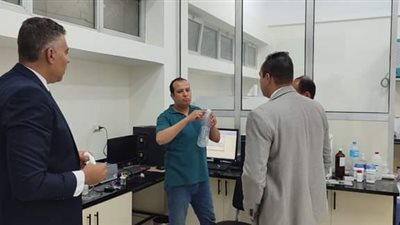 زيارات ميدانية للجنة تقييم المبادرة الوطنية للمشروعات الخضراء الذكية بأسيوط 