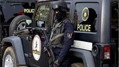لإدارتها بدون ترخيص.. ضبط سائق سيارة ميكروباص بالمعادي
