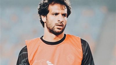 الزمالك يوقع عقوبة مادية ضخمة على محمود علاء لهذا..السبب