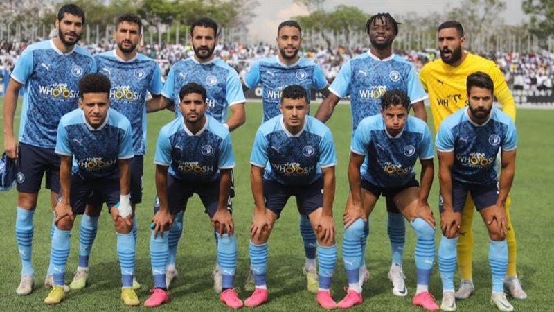 تشكيل بيراميدز لمواجهة
