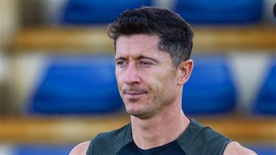 برشلونة يكشف عن إصابة مهاجمة ليفاندوفسكي أمام بورتو بدوري أبطال أوروبا