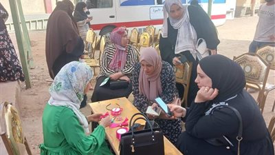 علاج 810حالة.. حصاد قافلة جامعة الزقازيق بقرية كفور نجم بالشرقية