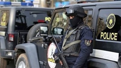 مقتل ثلاث أفراد ضمن فوج سياحي على يد فرد شرطة في الإسكندرية 