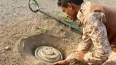مركز الملك سلمان للإغاثة ينتزع 730 لغمًا عبر مشروع 