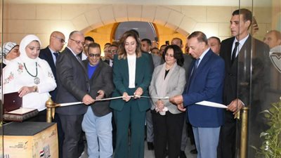 «الكيلاني» تفتتح ملتقى القاهرة الدولي للخط العربي 