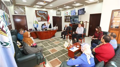 مياه أسيوط تستقبل وفد البلديات الهولندي لمناقشة أوجه التعاون المشترك 