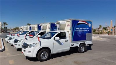 قافلة جهاز مشروعات الخدمة الوطنية بطور سيناء استعدادا لانطلاقها لتغطية مدن المحافظة لتوفير السلع الغذائية بأسعار مخفضة  