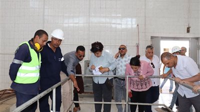 لجنة المتابعة بشركة مياه الشرب بأسيوط تواصل مرورها على المحطات المرشحة