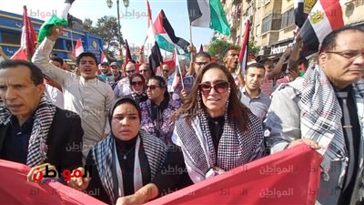 نائب محافظه البحيرة تقود مظاهره دعم غزه وتاييد قرارات الرئيس.. برفض تهجير سكان غزه