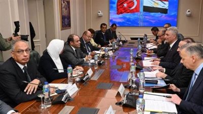 وزير التجارة يشهد بروتوكول تعاون بين غرفة الملابس وغرفة بورصة التركية