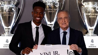 بشرط جزائي مليار يورو.. ريال مدريد يعلن عن تجديد عقد فينيسوس لأربع سنوات 