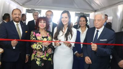 محافظ جنوب سيناء  يشهد إفتتاح المعرض المصاحب لمؤتمر المستثمرات العرب بشرم الشيخ