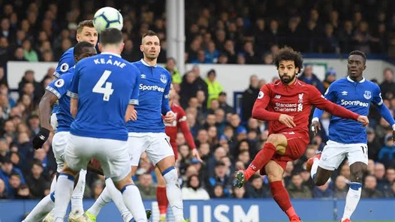 قمة ليفربول وإيفرتون