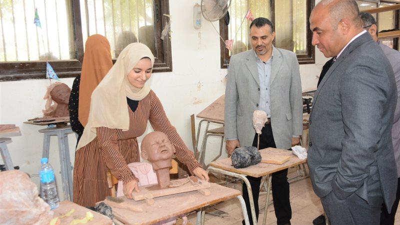 صورة من الزيارة