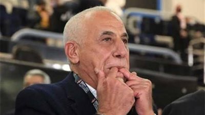 على غرار مرتضي منصور.. حسين لبيب يجتمع مع لاعبي الزمالك قبل مواجهة بيراميدز