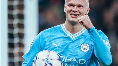 مانشستر سيتي يضرب ياونج بويز بثلاثية ويتأهل رسميًا لدور الـ 16 من دوري الأبطال