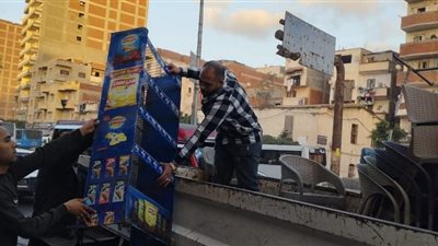 التحفظ على 88 حالة أشغال متنوعة نتيجة لحملة مسائية لرفع الاشغالات بحي ثان المنتزة الإسكندرية