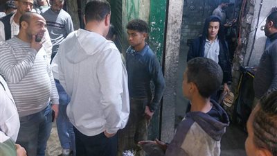 غلق وتشميع 4 ورش مخالفة لمواعيد الغلق بحي العامرية أول بالإسكندرية