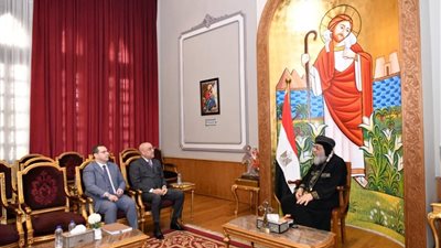 الجزار يلتقي البابا تواضروس الثاني لمتابعة موقف تنفيذ الكنائس فى المدن الجديدة