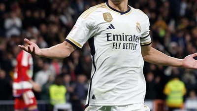 بهدفين نظيفين .. ريال مدريد يفوز على غرناطة ويخطف صدارة الليجا الإسبانية