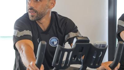 موعد انضمام عبدالله السعيد إلى بعثة بيراميدز بجنوب إفريقيا قبل مباراة صن داونز