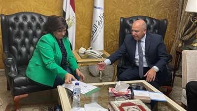 النائبة ايفلين متى:وزير النقل يوافق على تجديد أسطول عربات شرق الدلتا بالخط الواصل ما بين القاهرة ودمياط