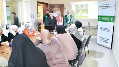 مركز الملك سلمان للإغاثة ينظم دورة تدريبية في فن التصوير الفوتوغرافي للاجئين السوريين في محافظة إربد بالأردن