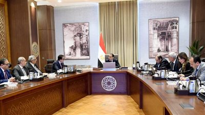 عاجل..  مصطفى بكري يكشف حقيقة استقالة الحكومة