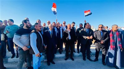 مستقبل وطن أسيوط ينظم مسيرة بأكثر من  ٣٠٠  سيارة حاملين الاعلام وصور السيسي احتفالا بالفوز فى الانتخابات الرئاسية 