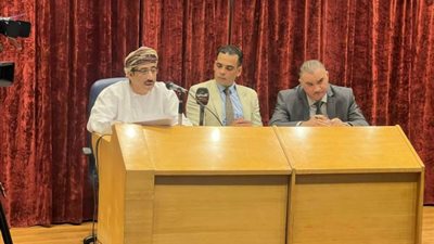 سفير سلطنة عمان بالقاهرة: الإعلام المُضلل شريك في 