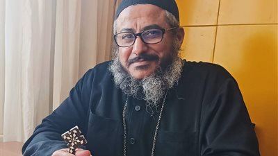 السبت المقبل.. الكنيسة القبطية الأرثوذكسية بالإسكندرية تحي الذكرى السنوية الأولى لـ القمص سيرافيم حنا (تفاصيل)