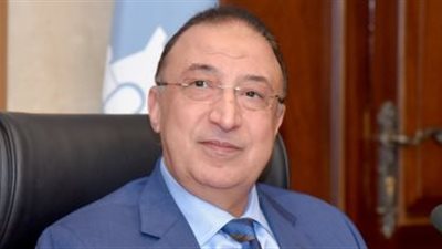 محافظ الإسكندرية: يوجه رؤساء الأحياء بعقد لقاءات جماهيرية للاستماع إلي شكاوي المواطنين